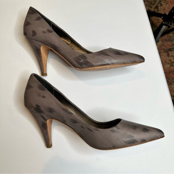 Rebecca Taylor Mauve Grey Purple Splatter Design Heel Size 7 (37)‎ - Picture 1 of 5